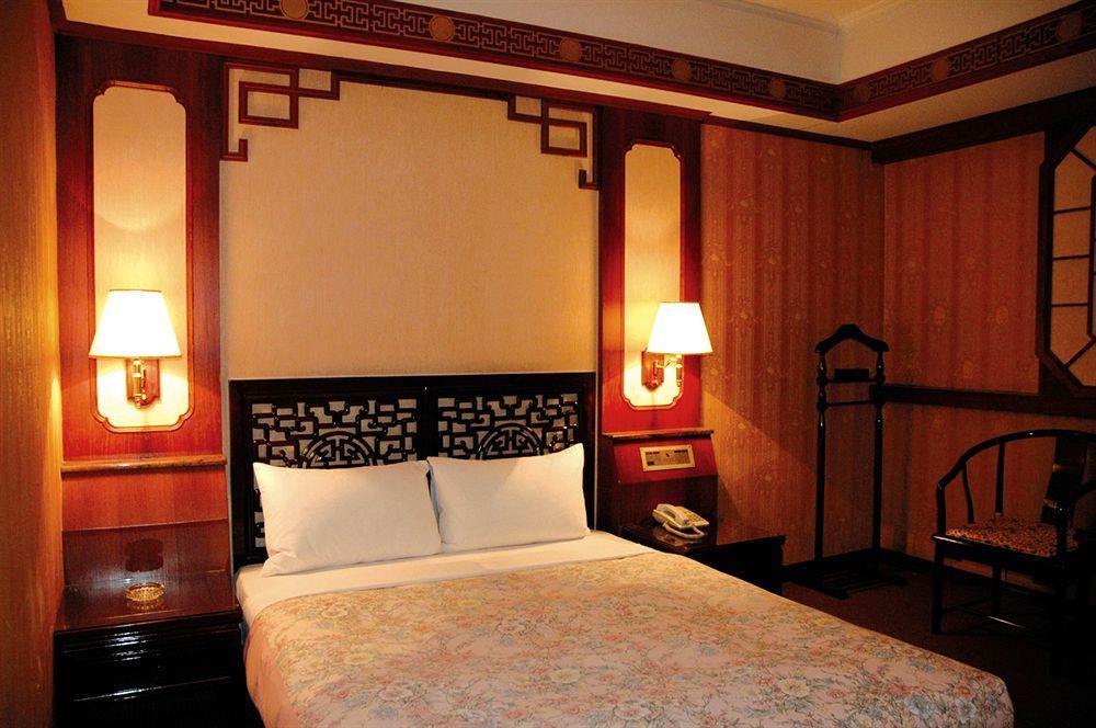 Hua Du Hotel 지룽 외부 사진