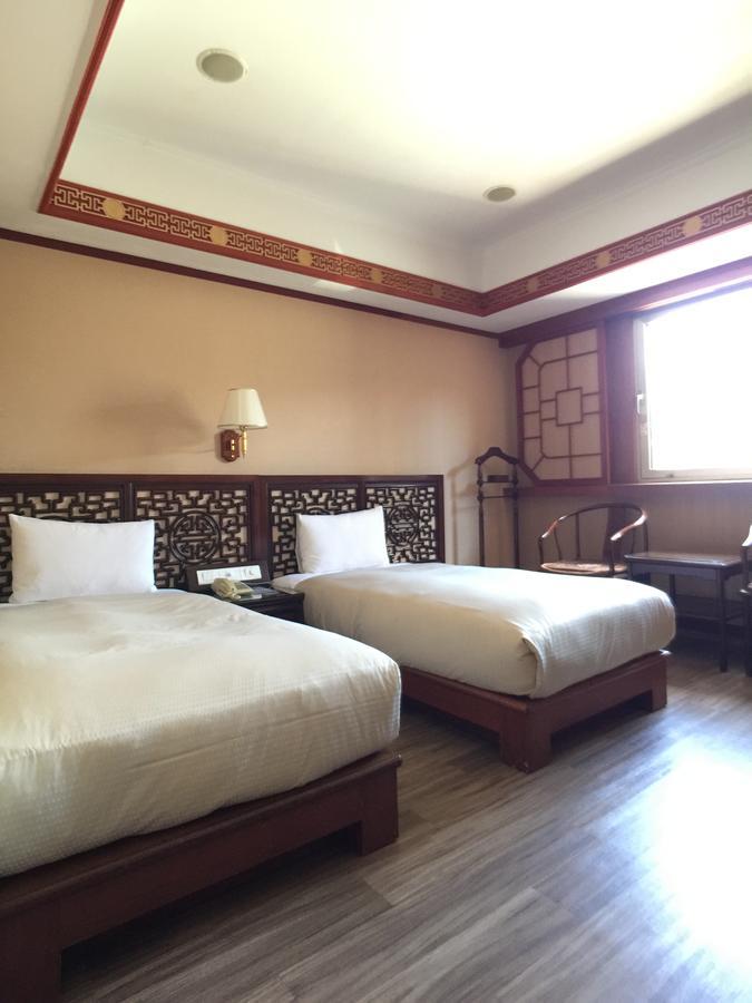 Hua Du Hotel 지룽 외부 사진