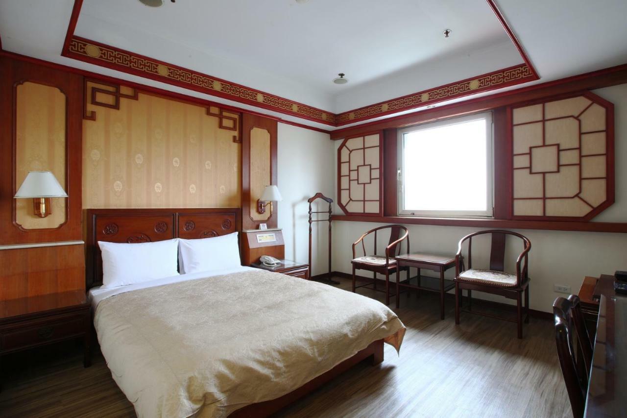 Hua Du Hotel 지룽 외부 사진