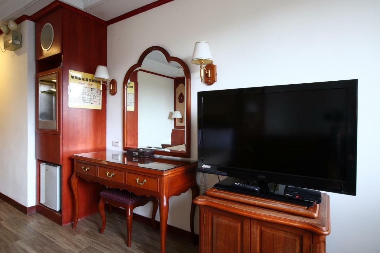 Hua Du Hotel 지룽 외부 사진