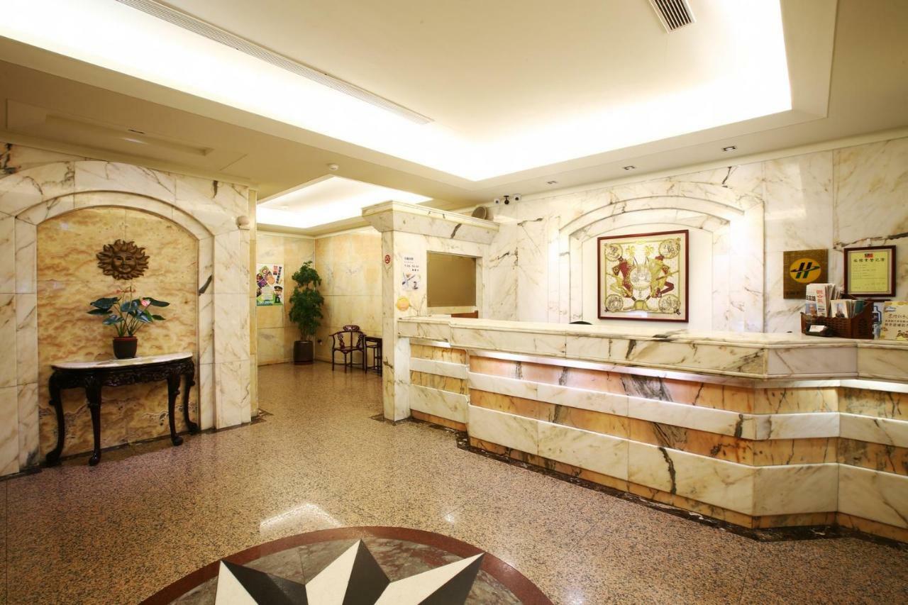 Hua Du Hotel 지룽 외부 사진